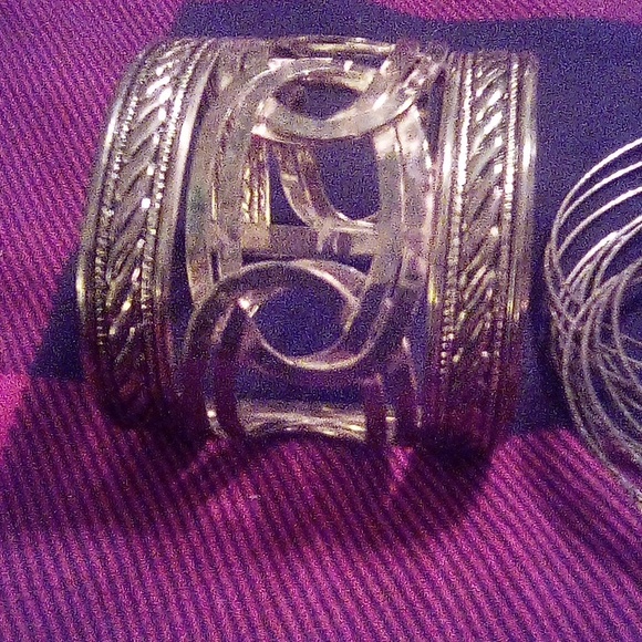 Bracelet's Assorted - Picture 2 of 6